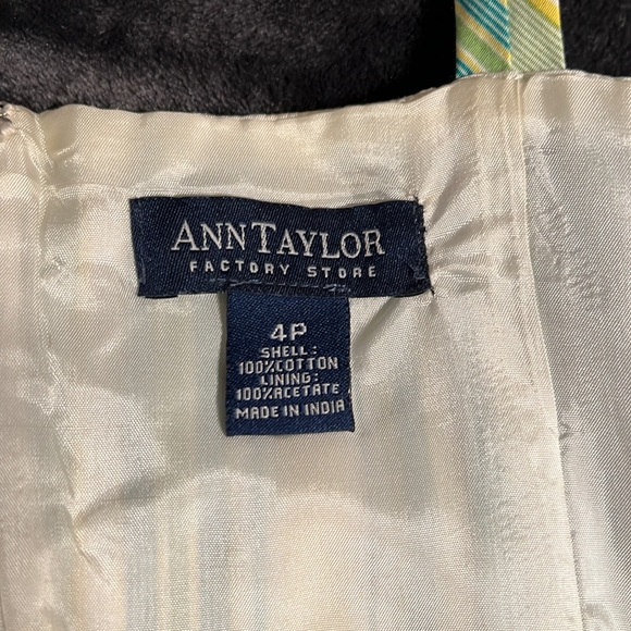 🎉Host Pick🎉 Ann Taylor Striped A-Line Dress with Straps. Fully lined. Size 4P. - Picture 4 of 6